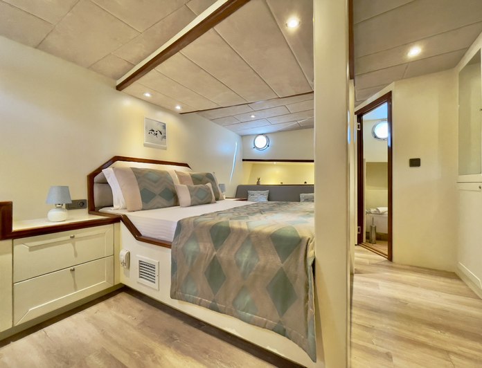 Derya Deniz photo 24