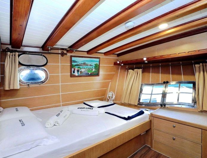 Aegean Clipper photo 13