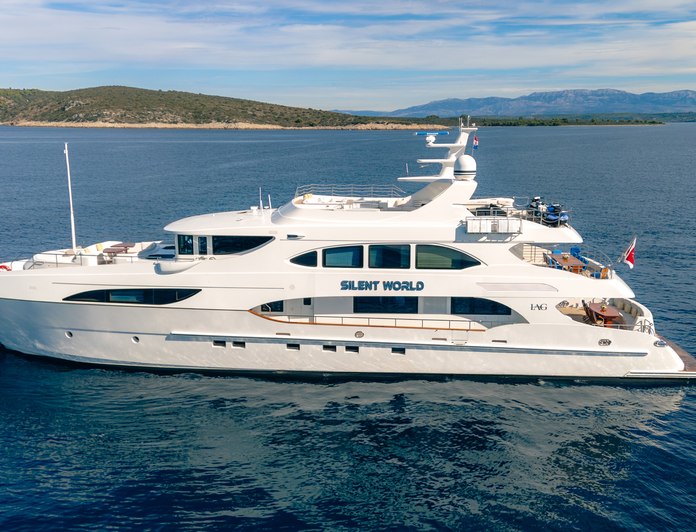 Silent World photo 49