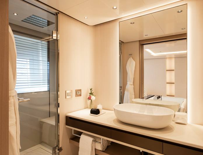 Fortitude¹ photo 24