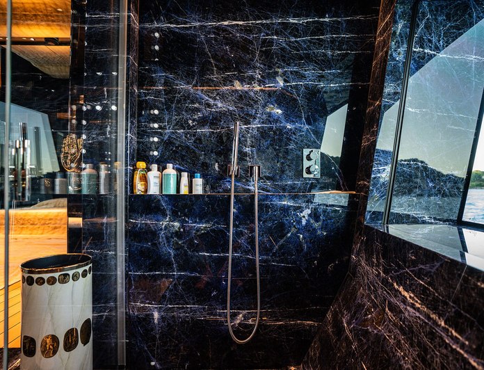 Regina D'Italia photo 13