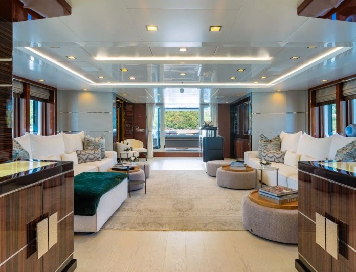 Holdin' My Own photo 12