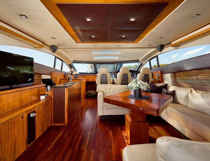 Sunseeker Predator 72 Ghost photo 7