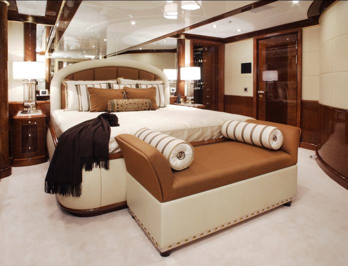 Stateroom - Bed