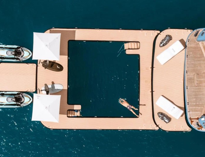 Holdin' My Own photo 55