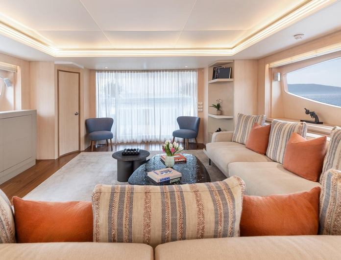 White Knight photo 7