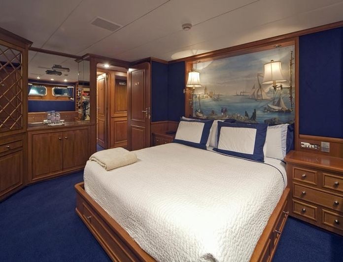 Guest Stateroom with Queen