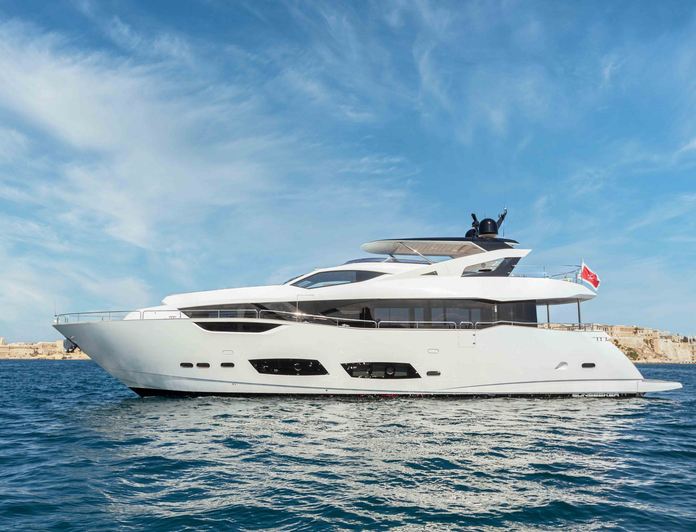 motor yacht new edge