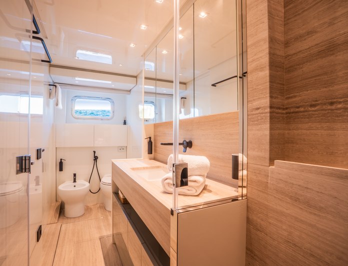 Astrimare II photo 24