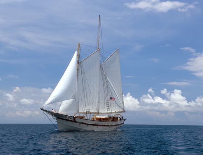 raja laut yacht