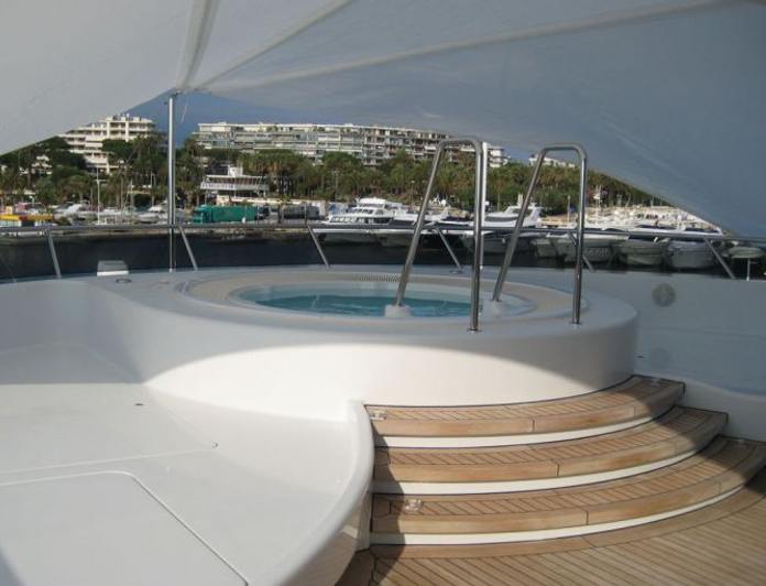 Jacuzzi