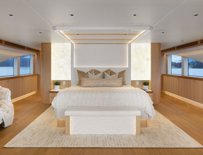 Maximus III photo 12