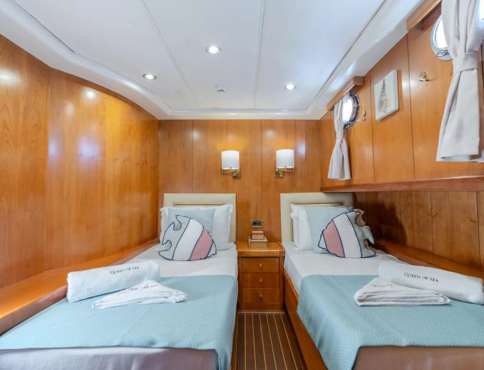 Queen of Sea photo 19