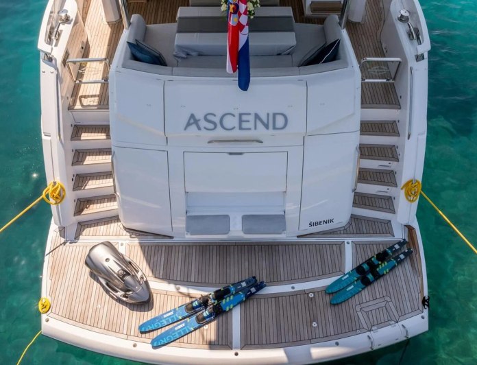 Ascend photo 43