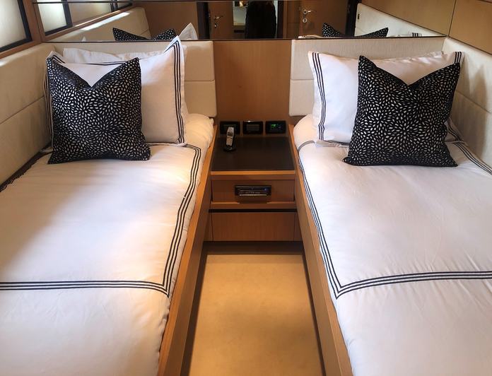 The Hangout photo 25