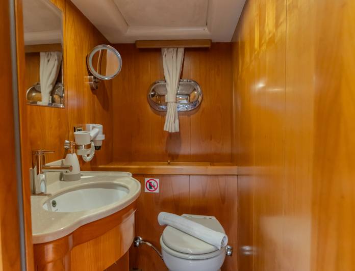 Queen of Sea photo 25