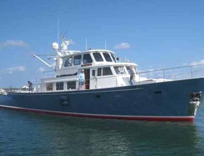 makai yacht