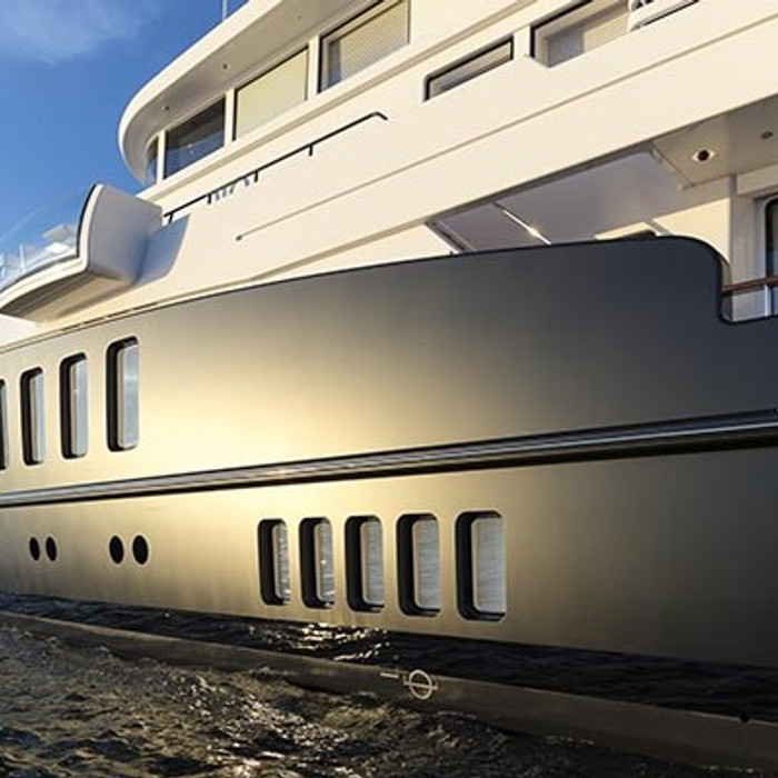 Charter Yacht AIR Relaunched With Freshly Painted Matt Black Hull