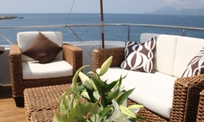 M/Y DAYDREAM Special Offer