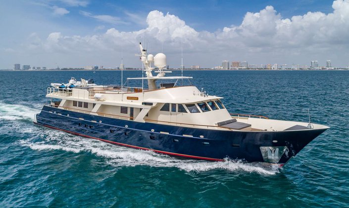 New England charter special: limited discount on 38m motor yacht ARIADNE