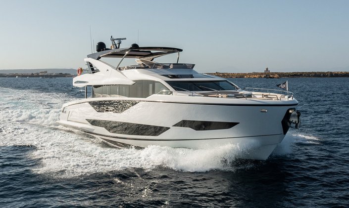 26m Sunseeker yacht WYLDECREST announces special offer for South of France yacht charters