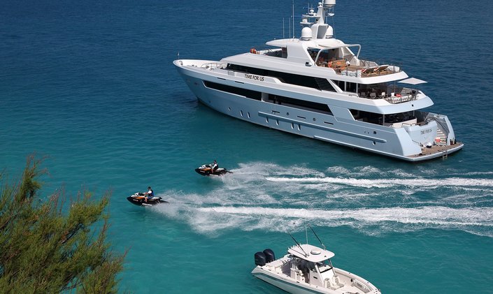Bahamas charter special: M/Y ‘Time for Us’ offers unbeatable charter discount
