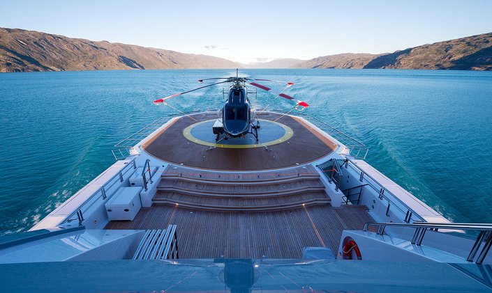 Video: M/Y CLOUDBREAK Cruises In Miami