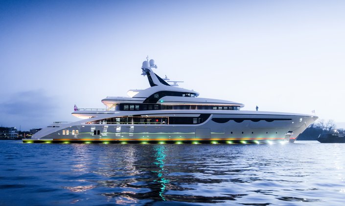 Superyacht SOARING offers rare luxury charters in Dubai