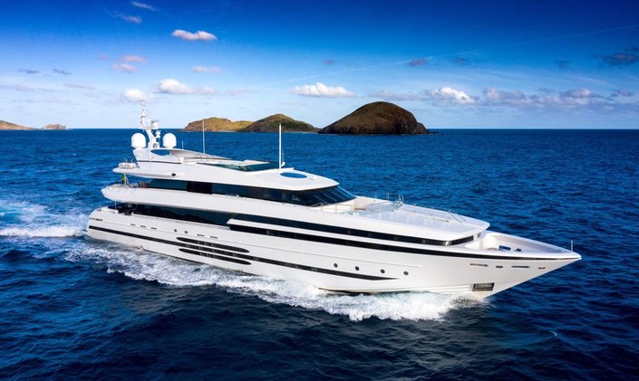 Special offer for Caribbean yacht charters aboard luxury yacht BALISTA 