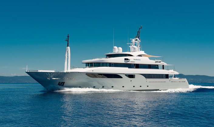 Croatia charter special: Charter yacht RARITY offers no delivery fees