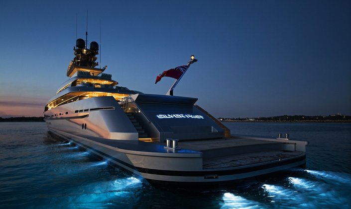 M/Y ‘Silver Fast’ Takes Bookings in the Indian Ocean