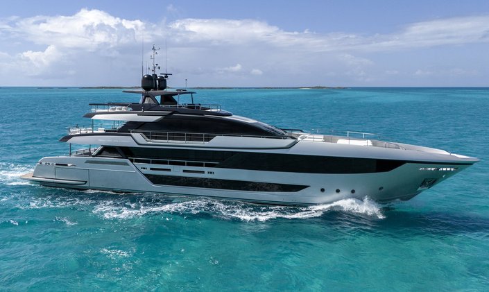 New-for-2026 superyacht SETTE joins West Mediterranean charter fleet