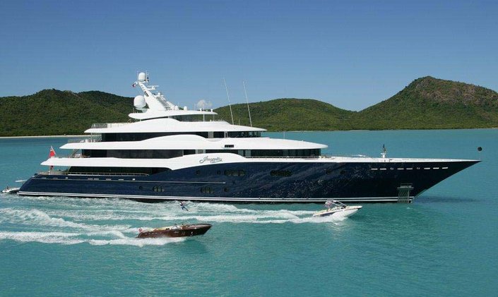 Superyacht AMARYLLIS opens bookings for Caribbean yacht charters in winter 2026/27