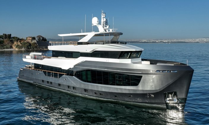 ONE ZERO opens bookings for Caribbean yacht charters in winter 2026/2027