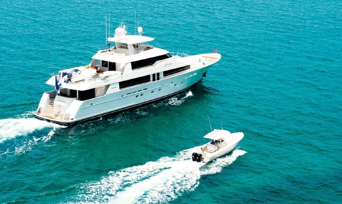 M/Y ARIOSO Offers No Delivery Fees