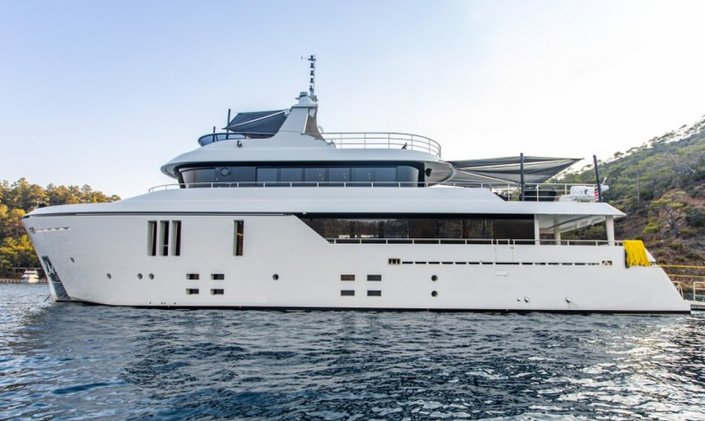 Superyacht ZEEMAR Joins the Croatia Yacht Charter Scene for East Mediterranean Escapes
