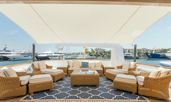 M/Y PRAXIS Signs Up to Newport Charter Show