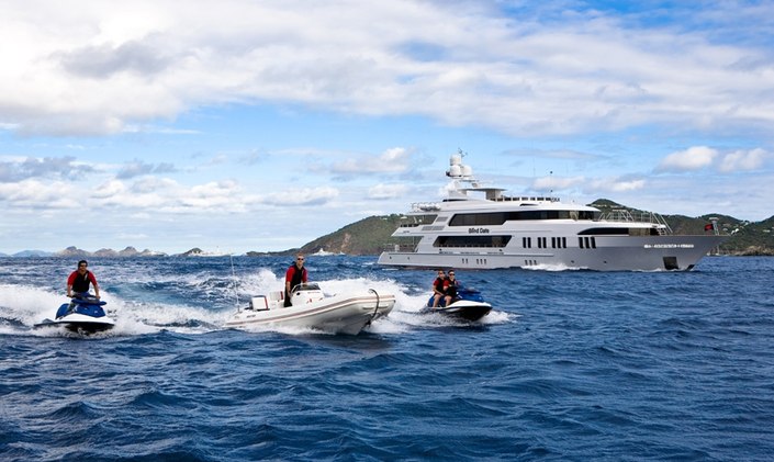 M/Y ROCKSTAR Prepares for Palm Beach Show