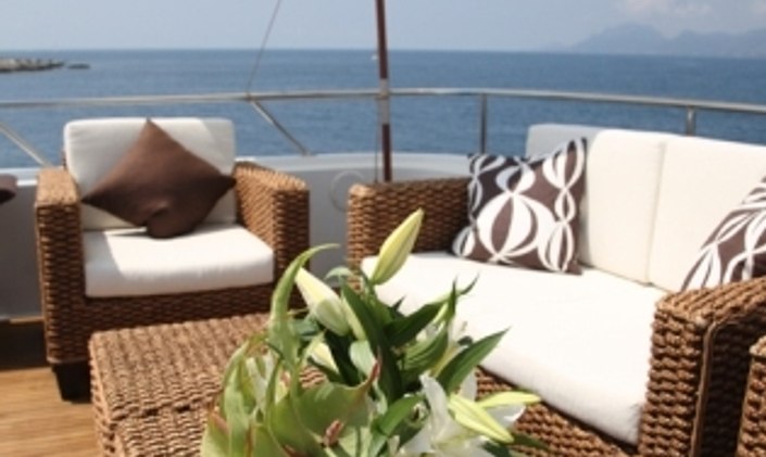 M/Y DAYDREAM Special Offer