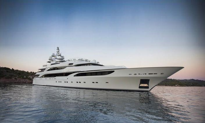 Superyacht 'Lioness V' joins the Charter Fleet