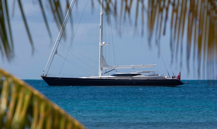 Award-winning sailing yacht THANDEKA to charter in Tahiti