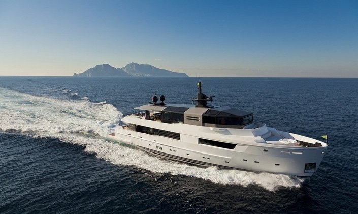 New Superyacht JURATA Joins Charter Fleet