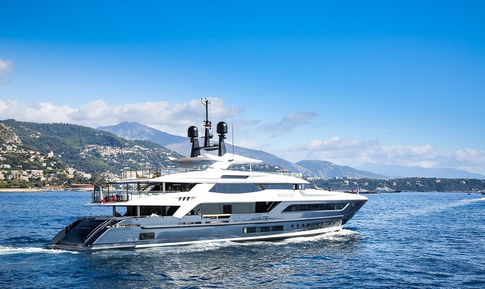 Brand new luxury yacht SEVERIN’S now available for private yacht charters