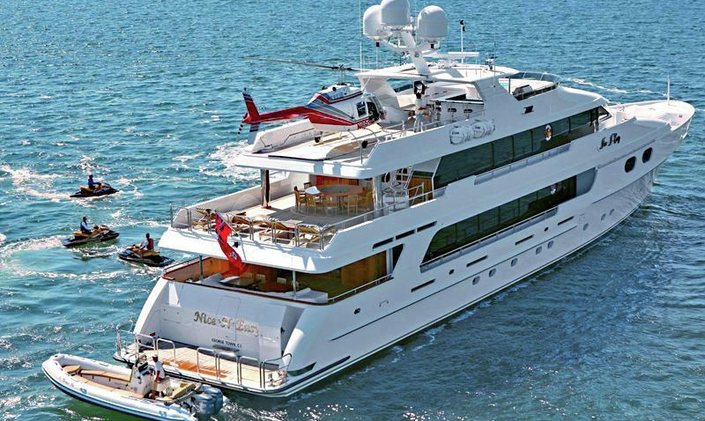 Christmas Charter on TOP FIVE