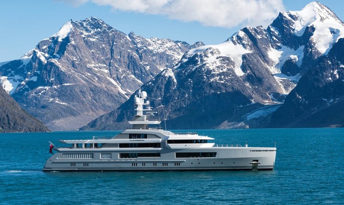 M/Y CLOUDBREAK Up for 3 ShowBoats Awards