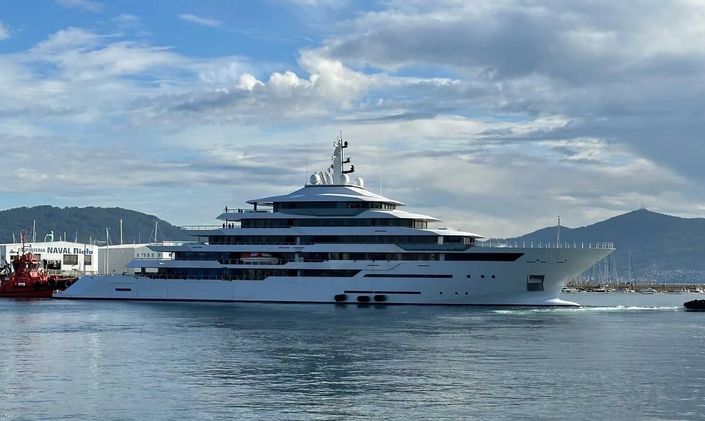 112-meter RENAISSANCE joins the charter fleet 