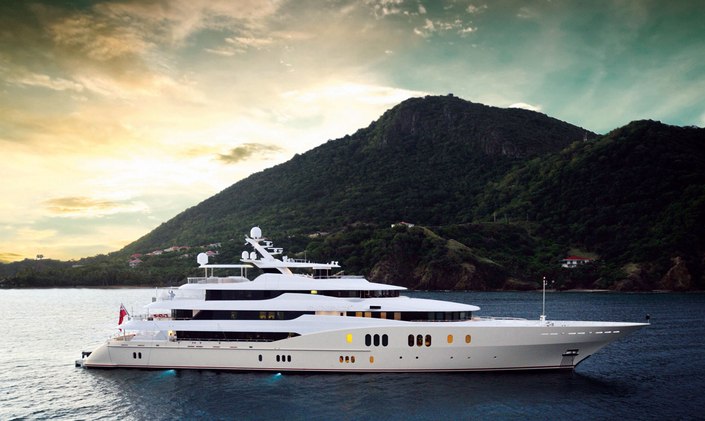 78m superyacht EMINENCE joins the charter fleet