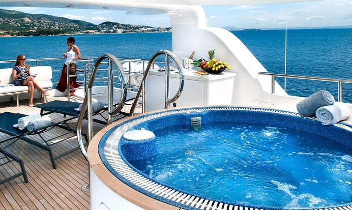 M/Y ‘Christina G’ Offers Special Charter Rate In Ibiza