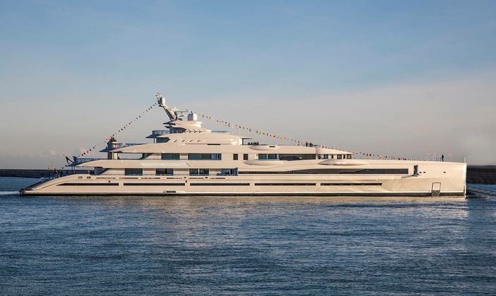 107m Benetti superyacht Project FB 277 hits the water
