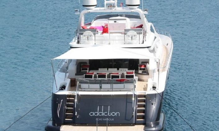 Addiction yacht joins charter fleet